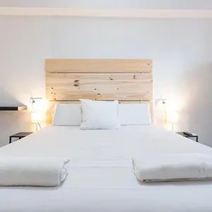 Vandrarhem Easy Sants By Bossh! Hotels (Adults Only), Barcelona